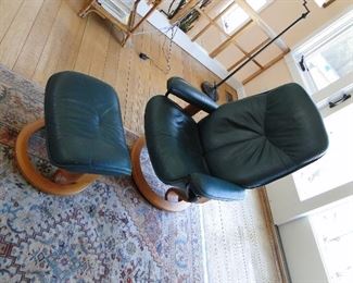 Ekorness Stressless chair at a different angle