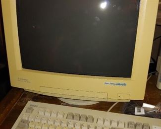 Another vintage computer