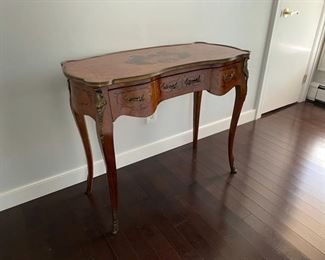 Antique Reproduction Desk $2000.                 Dimensions: 32H x 18D x 39W