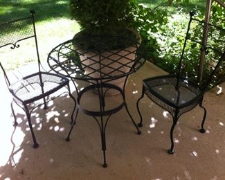 3 piece set, garden table + 2 chairs $400