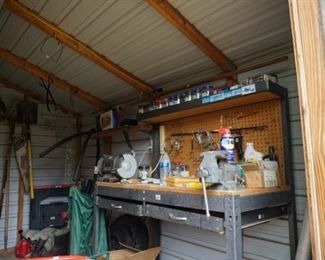 Work bench, craftsman 4.5" vise, craftsman bench grinder 1/3hp