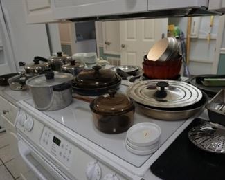 Pots/pans, skillets, cast iron, baking pans
