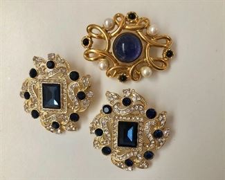 $8 each vintage pins blues and white rhinestone and pearls 