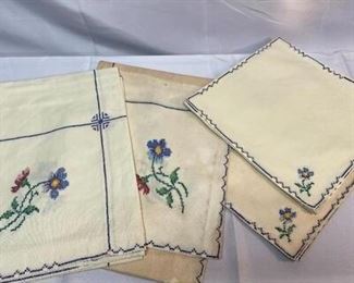 card table linens