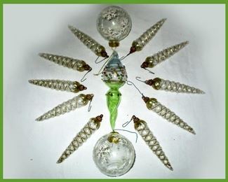 Pretty Christmas Ornaments