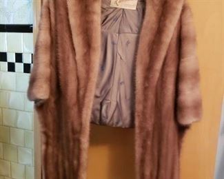 Landau Furs Chicago Vintage Mink Stole $250