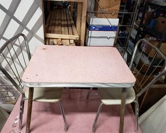 Vintage MCM Mid Century Childs Pink Formica with Chrome frame mini table & 2 Tremax Industries chairs (table top have some damage & legs are rusty. Table : 24"W x 18"D x 20.5"H $150