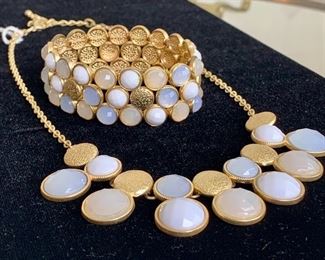 $12 - Set of Necklace and Bracelet