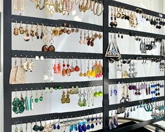Beautiful huge costume jewelry collection.  Prices range from $6 and up! Come on out and shop with us!!