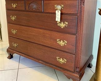 $200 - Wooden Dresser (Upcycle Me) - 35.5h x 43l x 20.25d