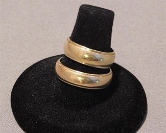 14K gold wedding set