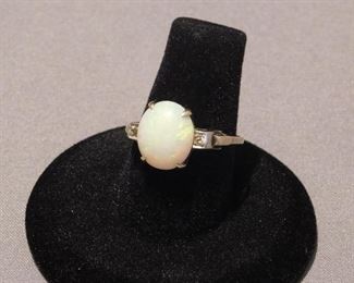 14K and Opal with two side diamonds