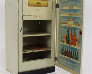 Toy metal refridgerator