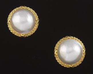  Pair of Mabe Pearl and Gold Ear Clips 