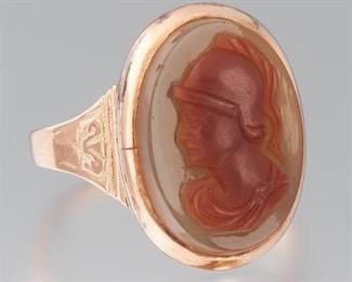 Art Deco Gold and Carved Cameo Ring 