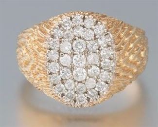 Gentlemans Gold and Diamond Ring 