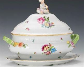 Herend Porcelain large Tureen with Lid and Under Plate, Printemps Pattern 