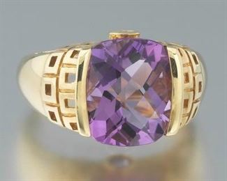 Ladies Gold and Amethyst Cocktail Ring 
