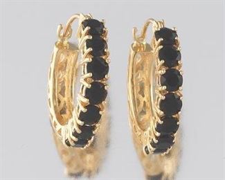 Ladies Gold and Black Onyx Pair of Hoop Earrings 