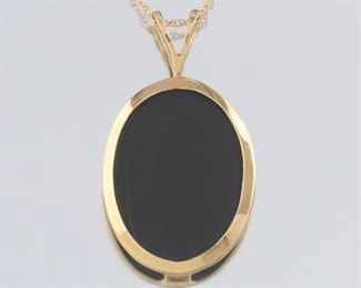 Ladies Gold and Black Onyx Pendant on Chain 