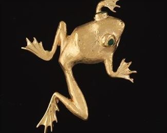 Ladies Gold and Emerald Leaping Frog Brooch 