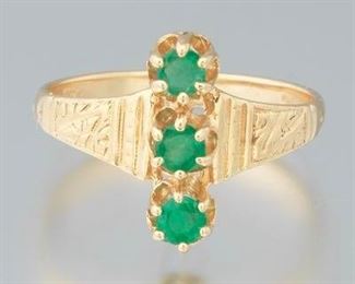 Ladies Gold and Emerald Ring 
