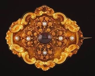 Ladies High Victorian Gold, Garnet and Pearl Brooch 