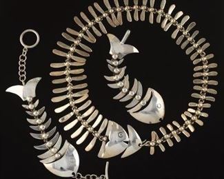 Ladies ThreePiece Sterling Silver Fishbone Necklace, Pendant, and Bracelet 