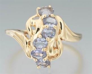 Ladies Vintage Gold and Tanzanite Ring 