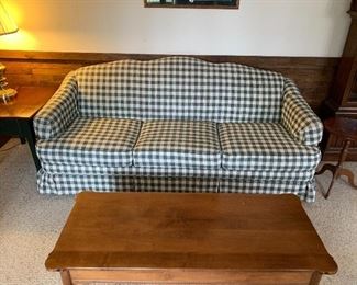 Maple coffee table 