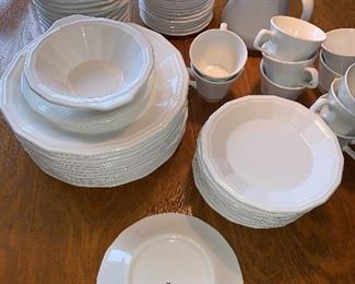 Homer Laughlin White Dishes