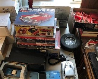 Collectible automobile collection and some plastic models 