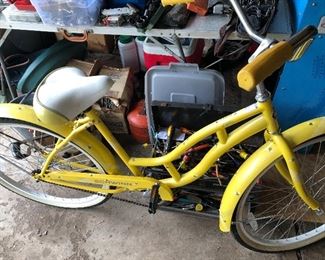 Ladies Schwinn, new in lightly used condition