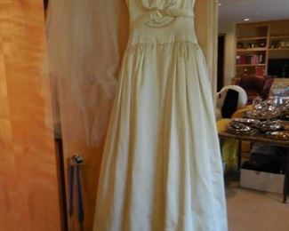 Smaller wedding dress and veil