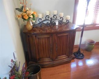 Dining server buffet