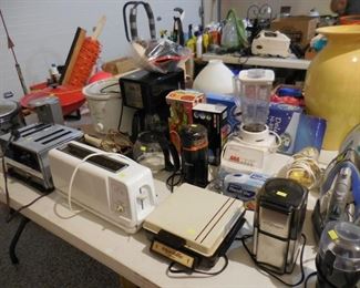 Kitchen small appliances