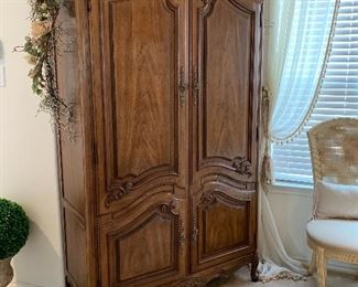 $2200 ~ OBO ~WOW ! LARGE FRENCH LOUISE XV  STYLE  WALNUT ARMOIRE 