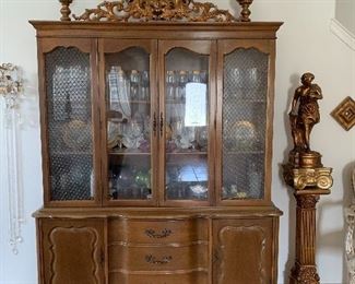 $950~OBO~CLASSIC 1950'S  FRENCH PROVINCIAL SOLID WOOD CHINA CABINET / BREAK FRONT 
