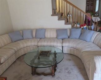 very nice & clean  sectional sofa