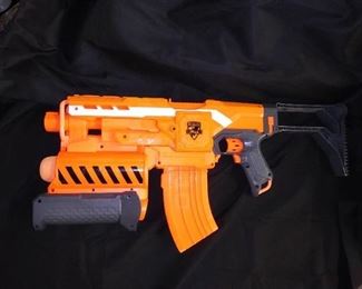 Nerf N-Strike Elite Gun