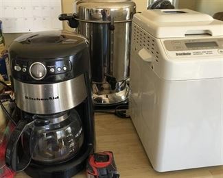 Bread maker, De Longhi coffee urn