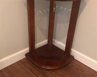 Spencer Marston Corner Cue Rack