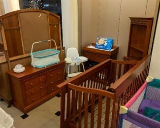 More nursery furniture!