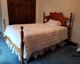 Tiger maple custom made cannonball queen bed and mattress						$400
