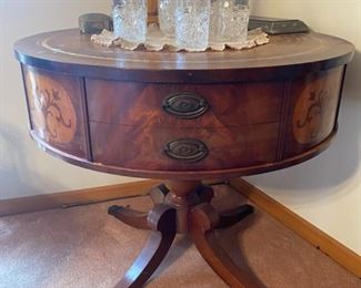 Antique Mahogany Leather Inlaid Top Pedestal Drum Table