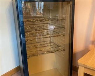 HEC Digital Temp Wine Cooler