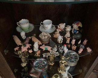 PIG AND MISCELLANEOUS PORCELAIN COLLECTION