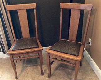 PAIR OF T-BACK OAK CHAIRS