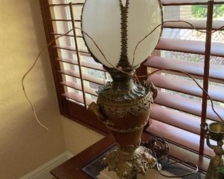 POSSIBLY BRADLEY AND HUBBARD BASE ANTIQUE LAMP CONVERTED TO ELECTRIC