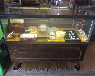 50" lighted display case
